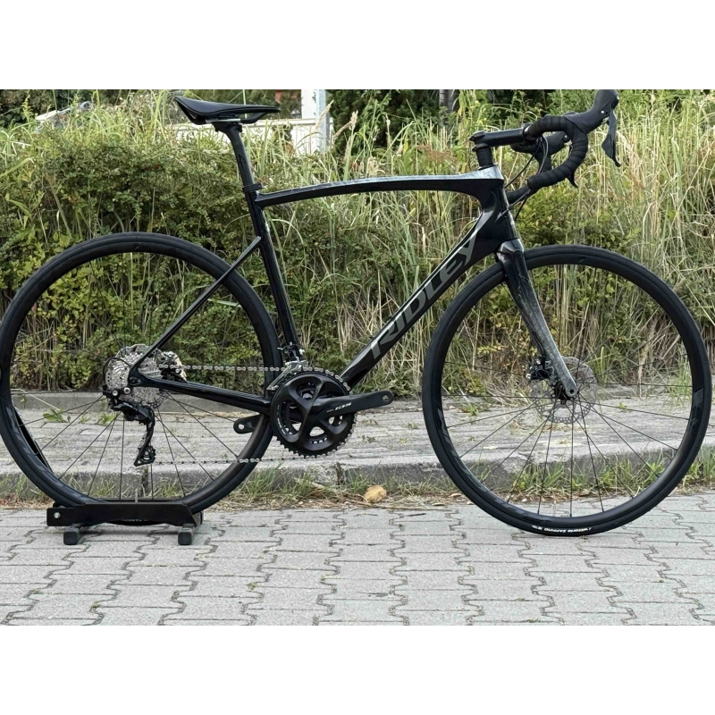 Rower Ridley Fenix SL disc 105 - M 56.5