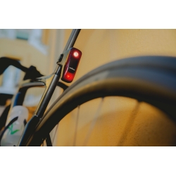 Lampka + radar rowerowy WAHOO TRACKR RADAR